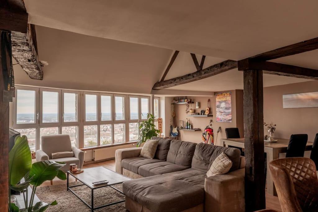 Duplex Atypique Dans La Cite Medievale Laon Exterior foto